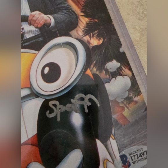 Signed Roger Rabbit Photo - Picture 3 of 5